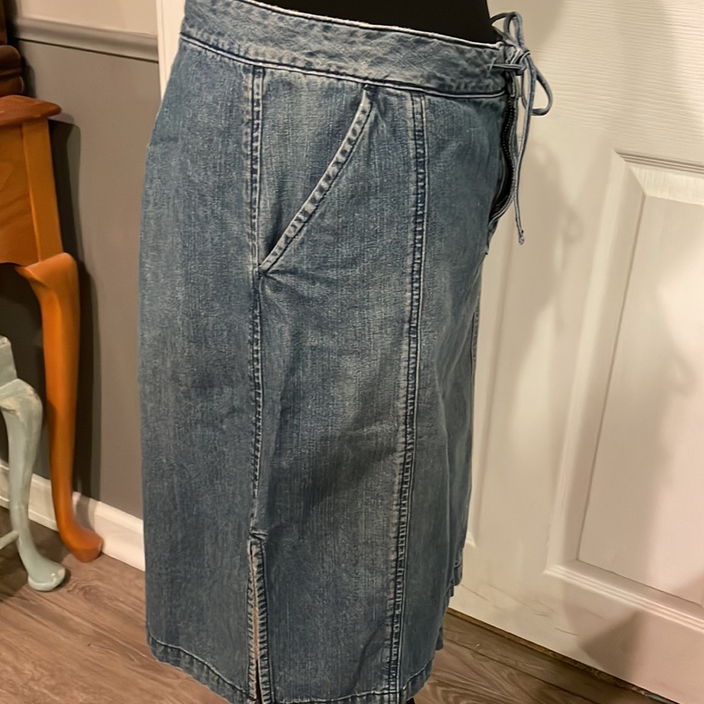 London Jean denim skirt with cargo pocket,size 4 - Picture 4 of 8